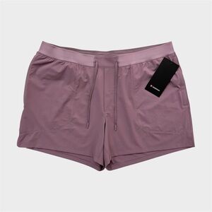 Lululemon License to Train Short 5” Linerless - Lavender Lux, Size XXL